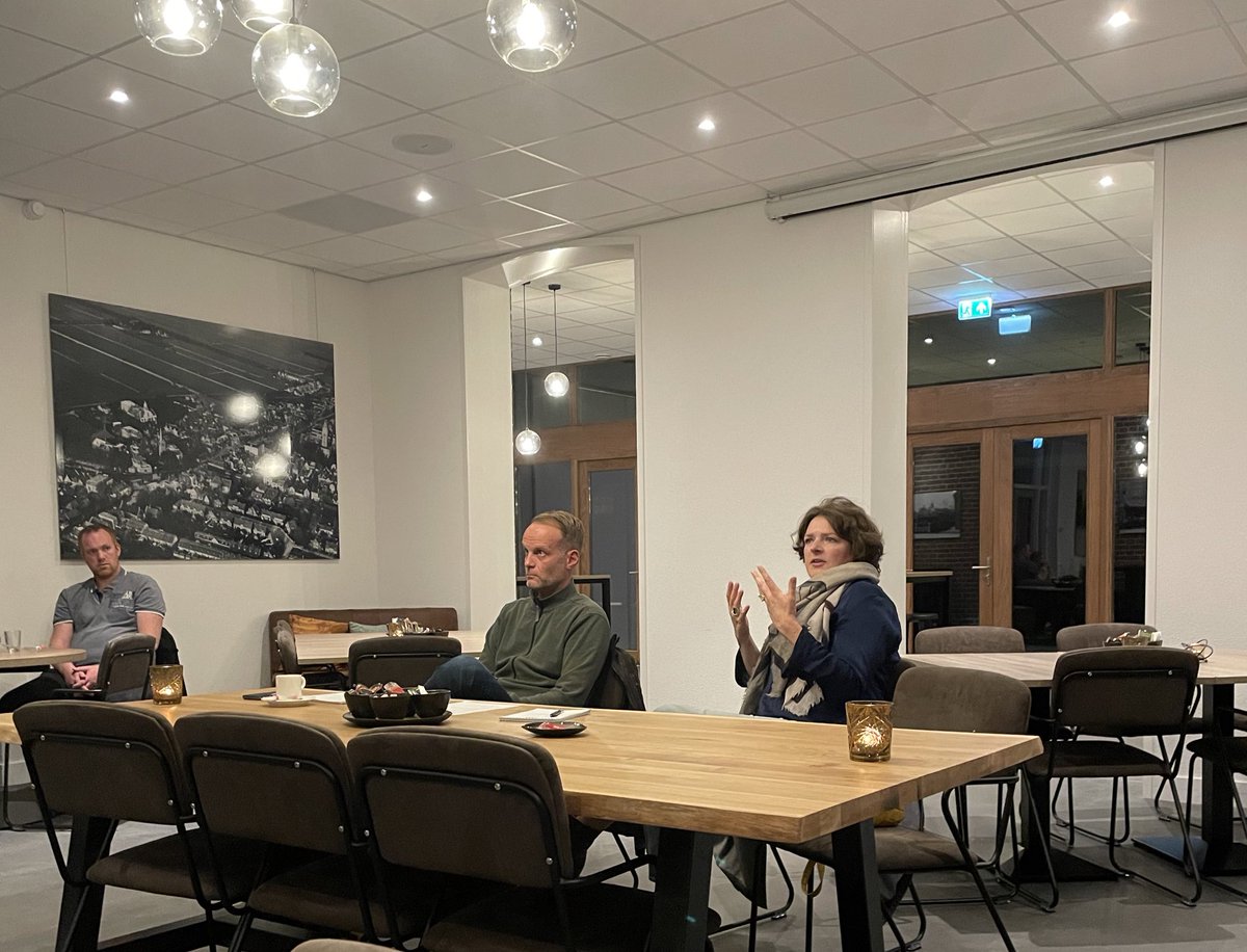 Interessante horeca-overleg met o.a. een  presentatie van Auke Zandstra en Nynke Sopers van Verslavingszorg Noord Nederland