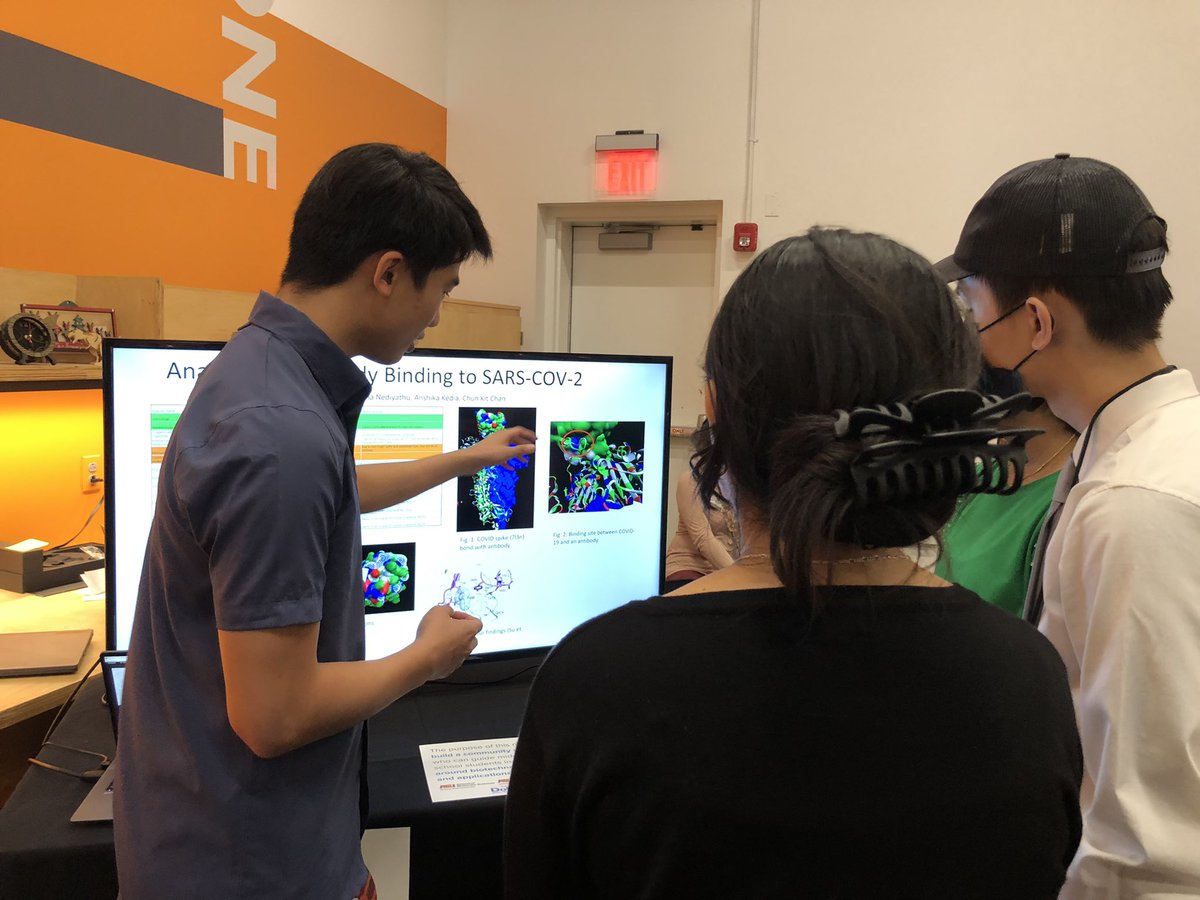 Cassandra Kellaris (@casskella) on Twitter photo Some of our #biosensenetwork students presenting their #VMD molecular visualization projects at the @SciTechInst 2022 #STEM and Innovation Summit 🦠🔬<a href="/abhisekhsingha1/">Abhishek Singharoy</a> <a href="/JakeMiratsky/">Jacob_Miratsky</a> <a href="/DoDstem/">DoDSTEM</a> Some of our #biosensenetwork students presenting their #VMD molecular visualization projects at the @SciTechInst 2022 #STEM and Innovation Summit 🦠🔬<a href="/abhisekhsingha1/">Abhishek Singharoy</a> <a href="/JakeMiratsky/">Jacob_Miratsky</a> <a href="/DoDstem/">DoDSTEM</a>