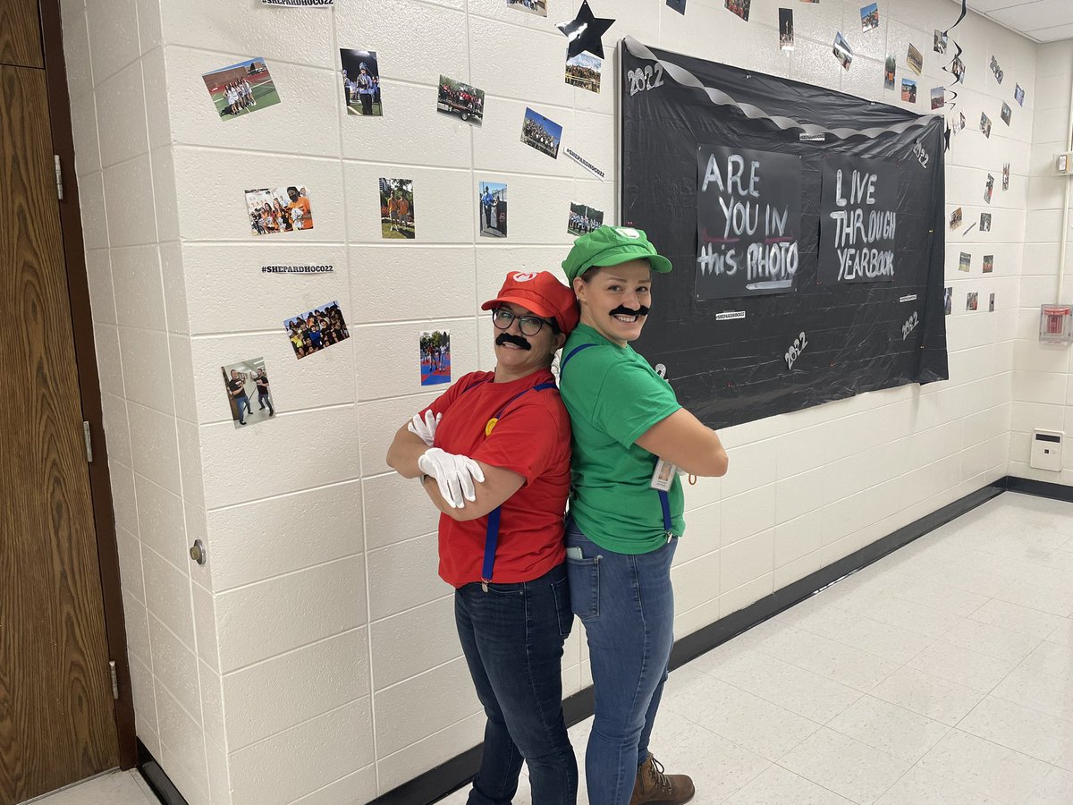 AstroTVBrian's tweet photo. Happy HOCO spirit week Astros! It’s iconic duo day! https://t.co/Km3w1nJt0k
