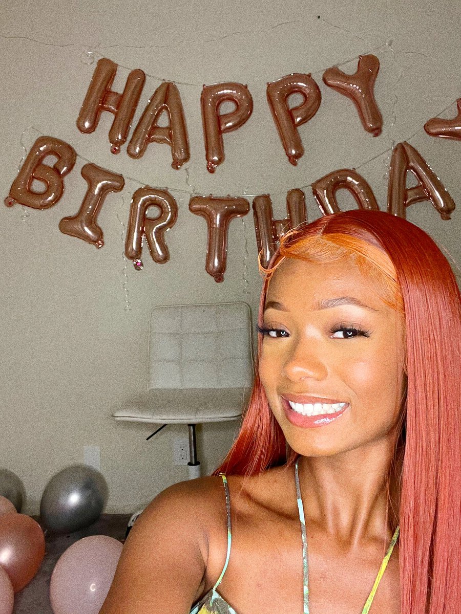 KyniahKThompson's tweet photo. Poison ivy 🍃😘 #Explore #birthday https://t.co/eagxIVMvV2