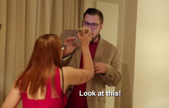 TheAshleysRR's tweet photo. EXCLUSIVE! Producers behind #90DayFiance shows fighting for contracts with better wages, hours &amp; more: The Ashley takes a look at the ground-breaking @Sharp_Union contract negotiations: https://t.co/Ub113mPwCq https://t.co/TNBs09hxVD