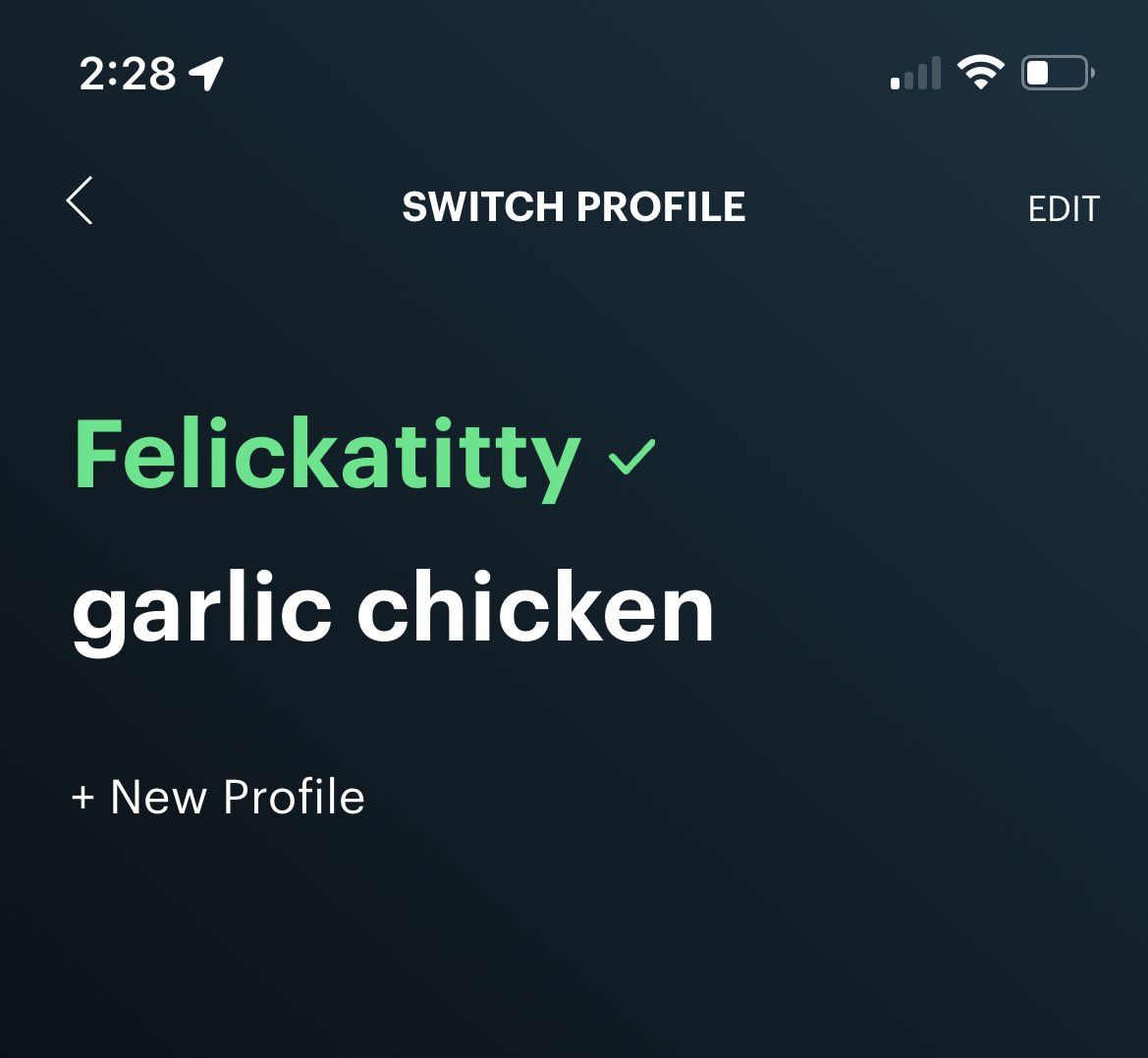 When you give <a href="/che_che726/">Yee Haw Alex 🦃</a> the Hulu password 😂😂