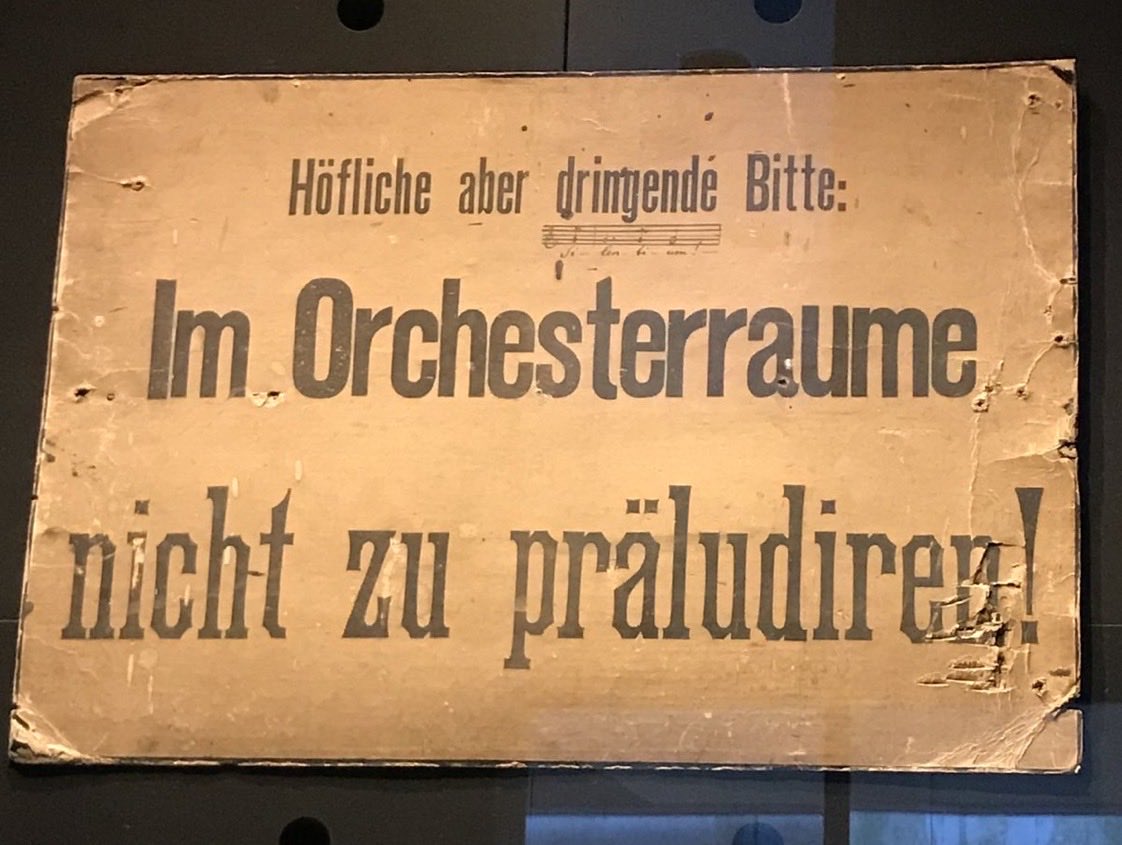 violissimo's tweet photo. #ZeigtEuerLieblingsschild https://t.co/mQxjhkDn7W