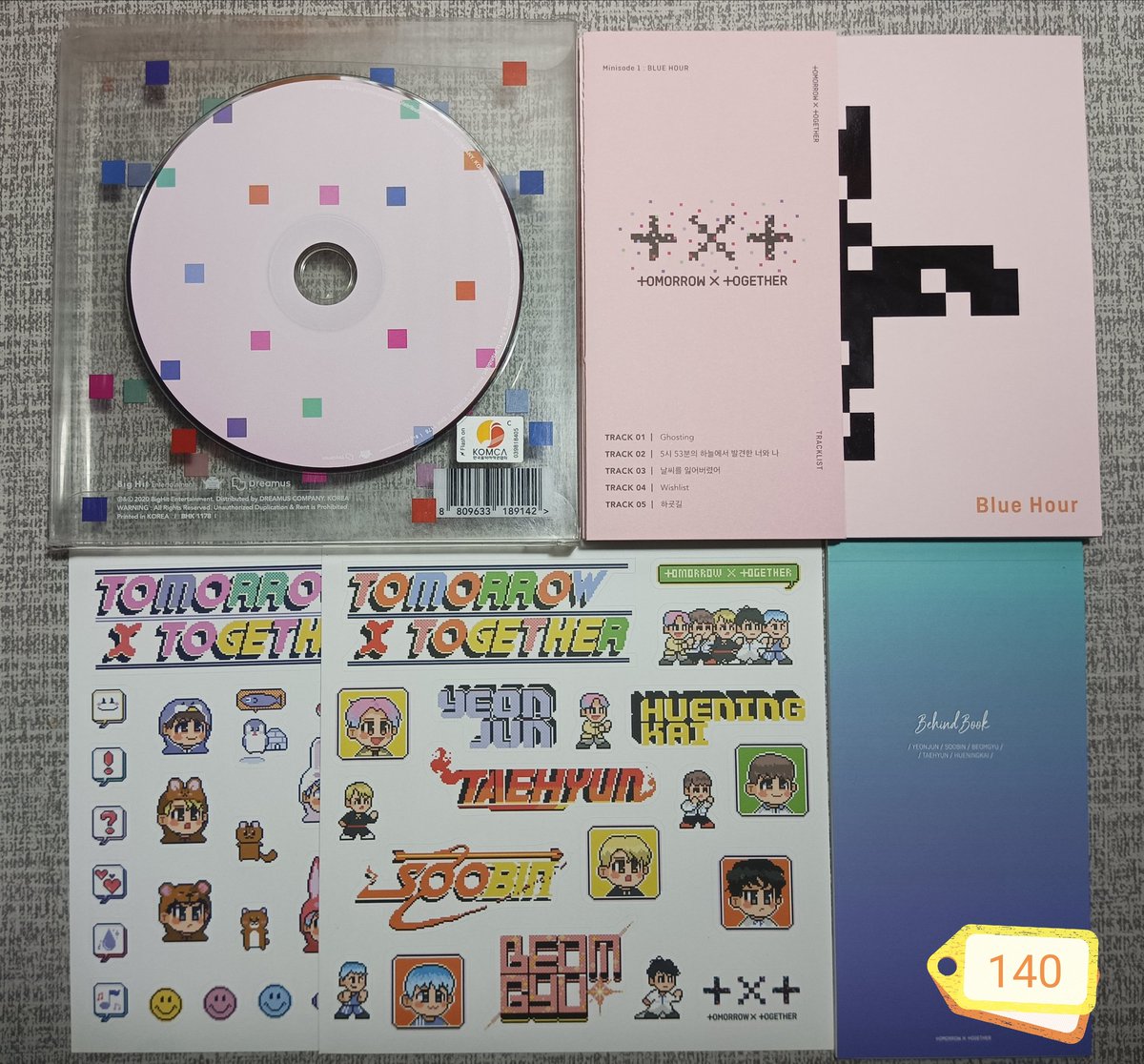 BABUBLEBLES's tweet photo. ✨ wts / lfb - ph ✨

‼️ not for sensitive buyer ‼️
💭 ₱140
TXT Minisode 1 : BLUE HOUR VR ver. 
╰ OB, PB, CD, Lyric &amp; Behind book &amp; Stickers

- PAYO / 2dys rsrv.
- MOP: Gcash
- MOD: sco / ggx / flash
Loc: Quezon City

🏷️ wts ph tomorrow by together unsealed album https://t.co/za02X1j5jQ