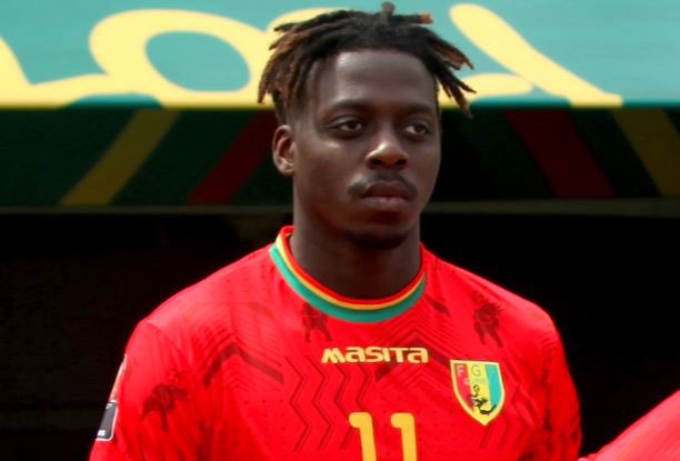 LemediaAfrique's tweet photo. 🛑Réaction d’après match :
« On n’a pas réussi à trouver la faille sur ce match. La première mi-temps on a un peu subi. Mais il faut qu’on apprenne à se connaître. Je ne doute pas de mes qualités, il faut juste du temps ça va revenir. » @momobayo27 à notre micro
#CIVGUI https://t.co/ZQ4i7zs4Lw