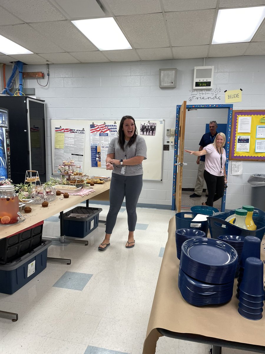 The most amazing coworkers threw me a little bridal shower breakfast! 💐
I love this school and the people I work with so much! 💕 #beartavernpride #11days #ShillBeBrown