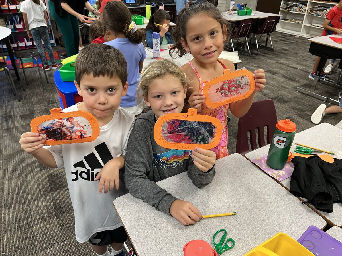 Changes with heat. Melting crayons. <a href="/HumbleISD_BBE/">Bear Branch Elem</a> #Science