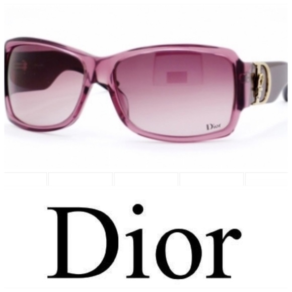 So good I had to share! Check out all the items I'm loving on <a href="/Poshmarkapp/">Poshmark</a> from <a href="/JenniferTeal13/">Jennifer Teal</a> <a href="/LADYC20161/">LADYC2016</a> #poshmark #fashion #style #shopmycloset #boutique #paradox #dior: posh.mk/4UZEnmWO8rb