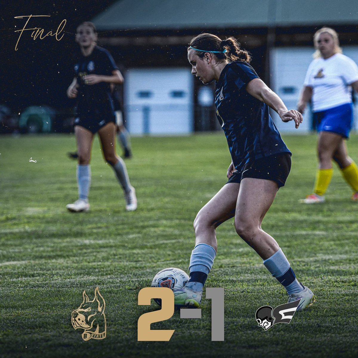 GoBigBlueSoccer's tweet photo. Did some one say comeback road win? #BreadsticksBreadsticksBreadsticks #BluefieldStateOfMind #GuardTheHill https://t.co/tUHaKqZhG9