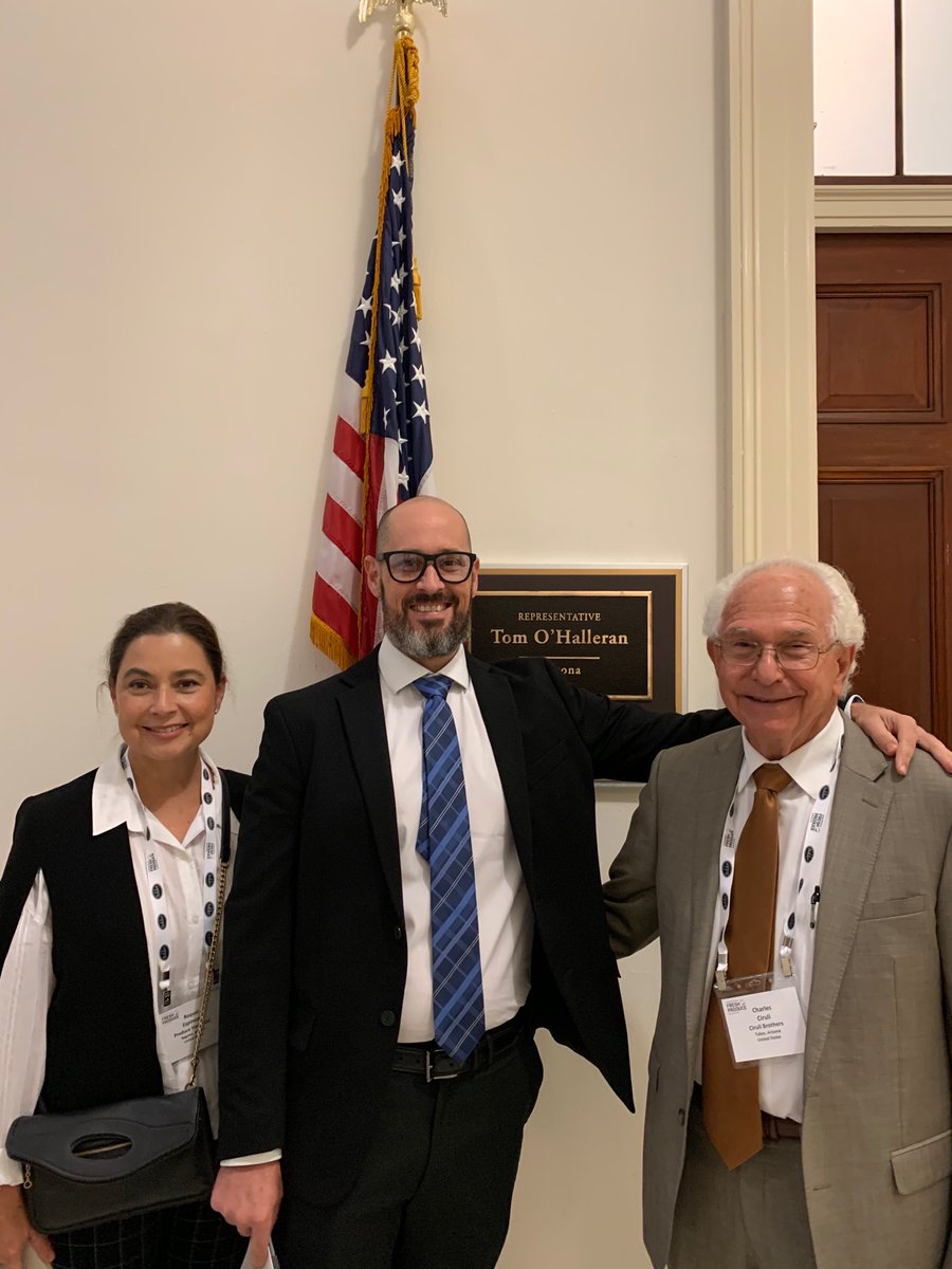 FreshProduceAA's tweet photo. The FPAA had a great day of meetings with AZ Members, including staff from Congressman O’Halleran, Congressman Schweikert, and Congresswoman Lesko’s offices, as part of the @IntFreshProduce Washington Conference.
#PowerofFresh @_PerfectProduce @CiruliBrothers https://t.co/lIkadQuNli