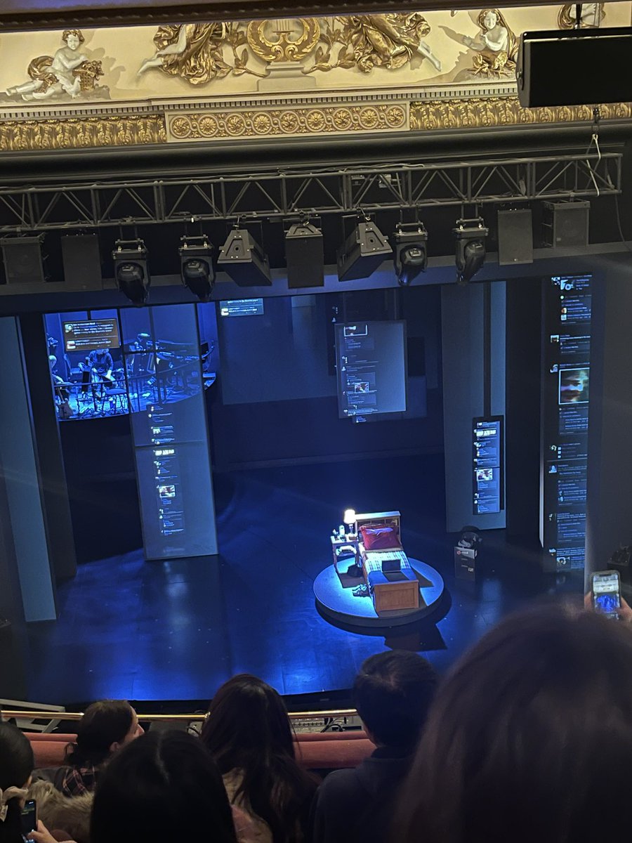 MissStanborough's tweet photo. Saw Dear Evan Hansen tonight, I think the most powerful and emotional musical I have ever seen🥺 PHENOMENAL! https://t.co/UWaEYRwaVs