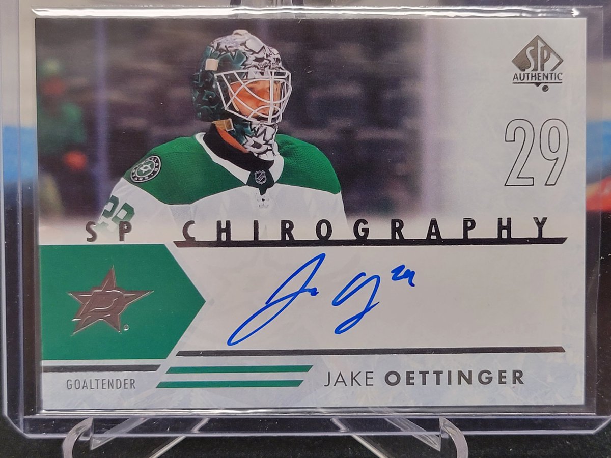 FlyingVCards's tweet photo. 🔥 #FlyingVCards #GroupBreak #705 Highlights! 🔥
Big thanks to all who jumped into this mixer break.
Special congrats to Les & Derek on really crushing it in this one 👏
#UpperDeckHockey #ShowYourHits #Leaf #FutureWatchAuto https://t.co/S692lciakM