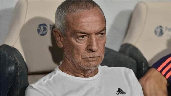 الترند الجديد ازاى الأهلى يلعب كأس العالم والزمالك لا مع ان الزمالك بطل الدورى🙄