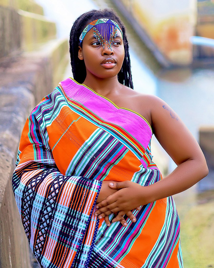 Mukololo👑❤️ Dark skinned !