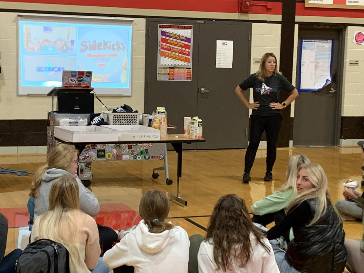 DlhsUnified's tweet photo. Organizational Morning Meeting was a Huge SUCCESS, 107 DLHS students signed up for our Unified Club! #inclusion #advocacy #leaders #friendship #championsinlife @DetLakesHigh https://t.co/njjwzZZ9BZ