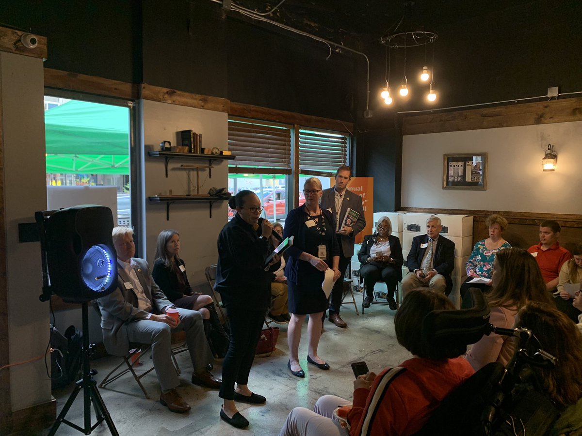 AliTrianfo's tweet photo. Big thanks to our awesome staff with @VoteHamCoBOE &amp; Sec of State @FrankLaRose for sharing voter accessibility information at tonight’s @LADD_Inc #StateofDisabilityTownhall! https://t.co/PH6VxTPFfB