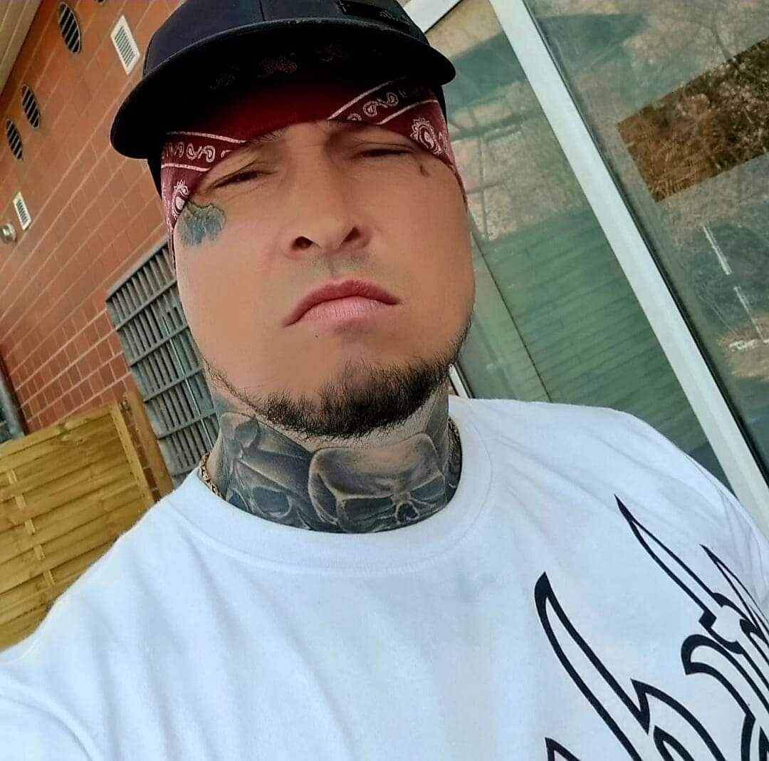 Butzzkee's tweet photo. Bald wird wieder neuer Content gedreht 🔞👅❤ habt ihr bock 😈🔥❤ https://t.co/udflDAgRbv