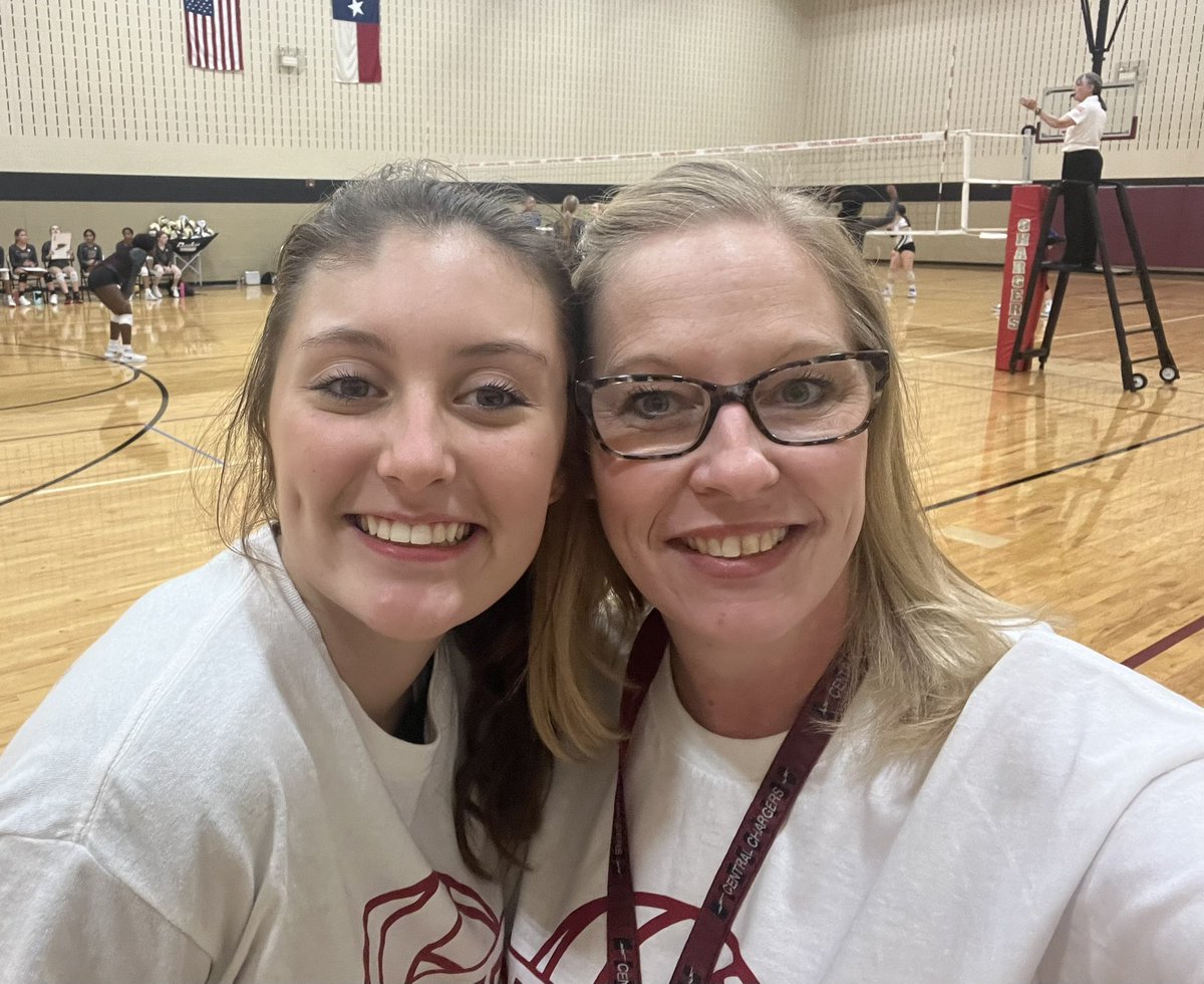 Thankful for students who invite me to their volleyball game. <a href="/KellerCentralHS/">Keller Central HS</a>