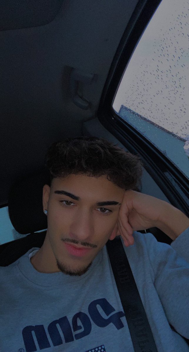 noah ist mein name tweet media
