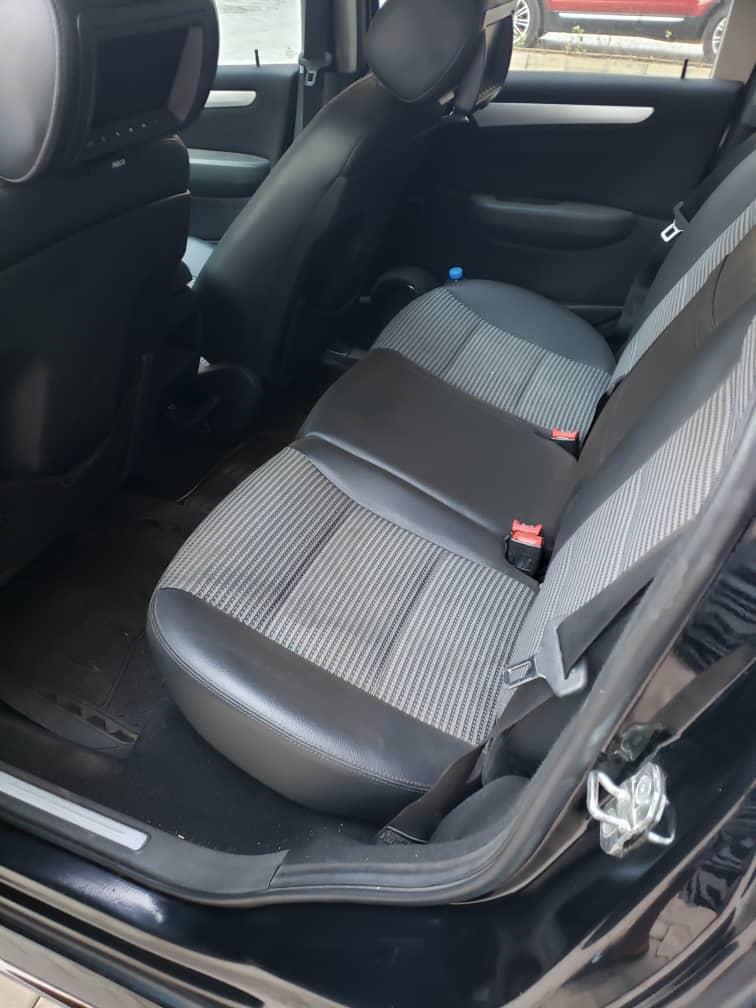yhakz39's tweet photo. 🚚 • NATIONWIDE DELIVERY (Not Free)
#AbujaTwitterCommunity #Arewatwitter #Lagos #Nigeria #MercedesBenz #MercedesBclass #MercedesB200 #BBN #Bbnaija #BBNaija7 https://t.co/APC8PelA6F