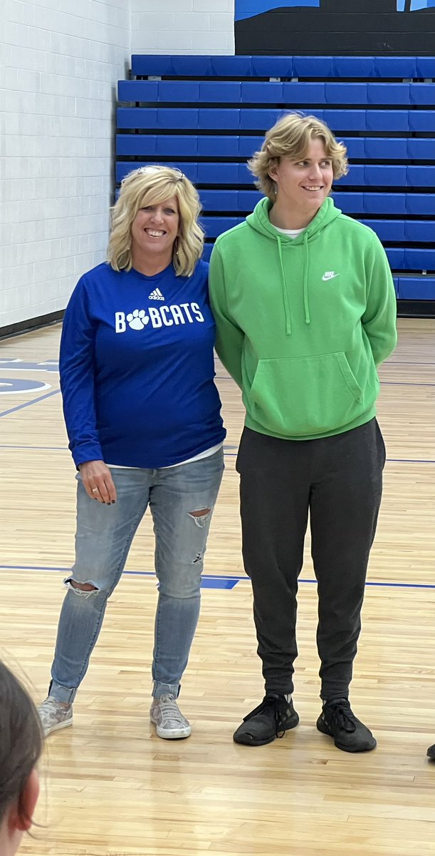 Bobcats_CHS's tweet image. TEACHER/STAFF APPRECIATION NIGHT, nominated by Senior Athletes.