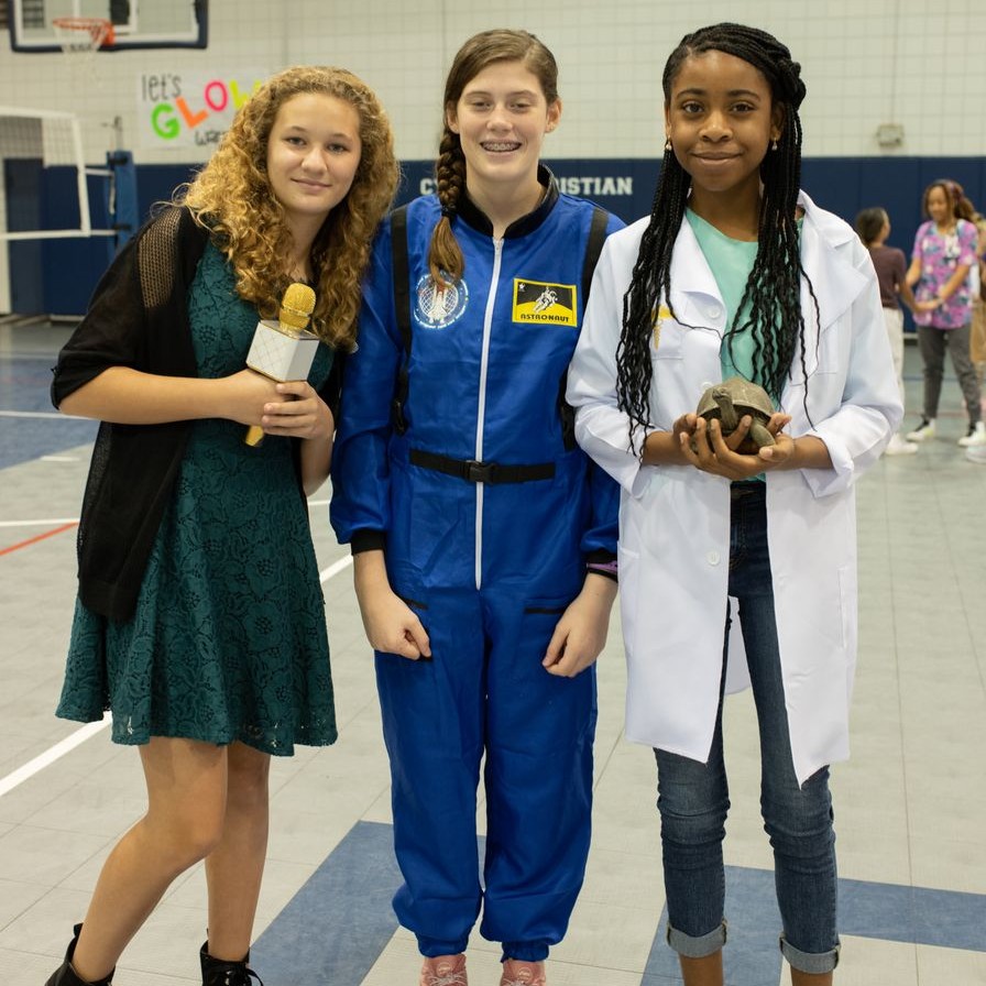 CyChristian's tweet photo. Today was Day 2 of Homecoming Week. Ignite Your Childhood Dream - When I Grow Up, I Want to be...& Powder Buff Volleyball!
#CyChristian #CCSWarriors #OneHeart #TheWarriorWay #BeTheException #PowderBuff #HOCO2022 https://t.co/9RxY3BVd8Y