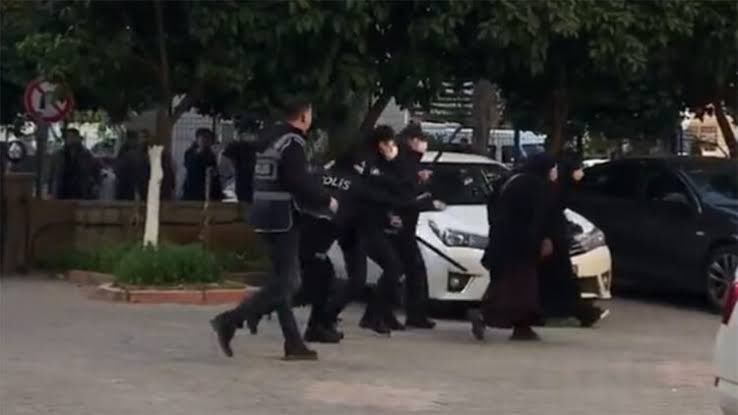 _usLuuu_'s tweet photo. @Darkwebhaber Bu yaz Adana’da yaptıklarınızıda unutmadık… https://t.co/JqiEDRaFrQ