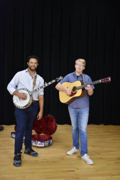 Lots of picking - and a whole lot of grinning today! Great way to kick off #BluegrassinSchools Week with Tray Wellington and Thomas Castle at <a href="/WhiteOakElem/">White Oak Elementary</a> in Apex! #AIS4All #919Arts <a href="/PineConeNC/">PineCone</a>