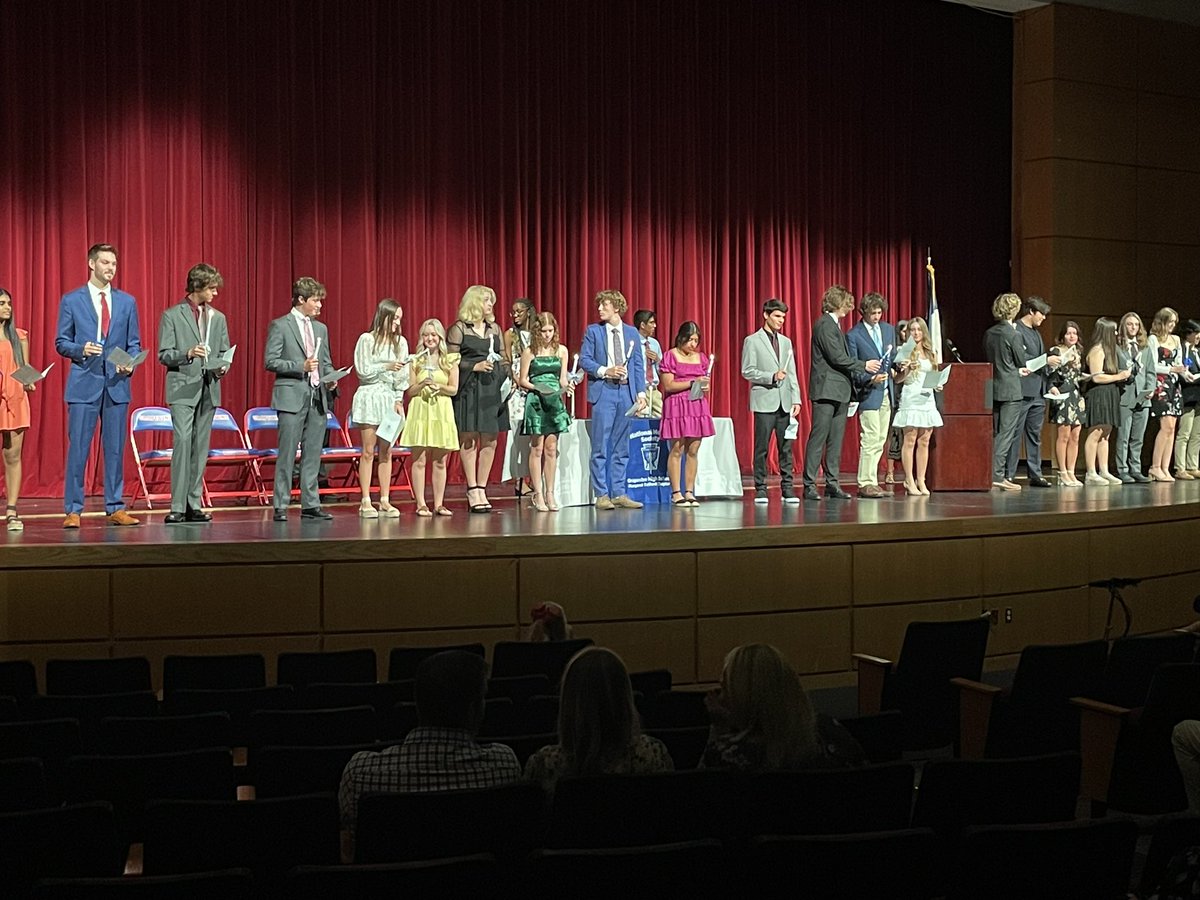Congratulations to everyone who was inducted into the Margaret Telford chapter of the National Honor Society last night! Also, thank you to all the ushers who helped during the ceremony!