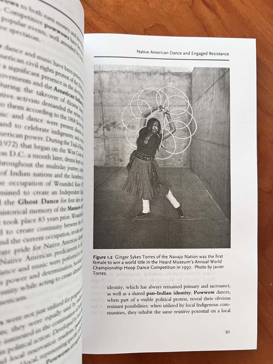 GingerForAZ's tweet photo. Awesome to see an entire chapter on "Native American Dance and Engaged Resistance" in this brand new dance history textbook, Milestones in Dance in the USA! I am honored that my small contribution to hoop dance is noted in the dance timeline of our nation!!
💃🩰🕺 https://t.co/38aneo0vjP