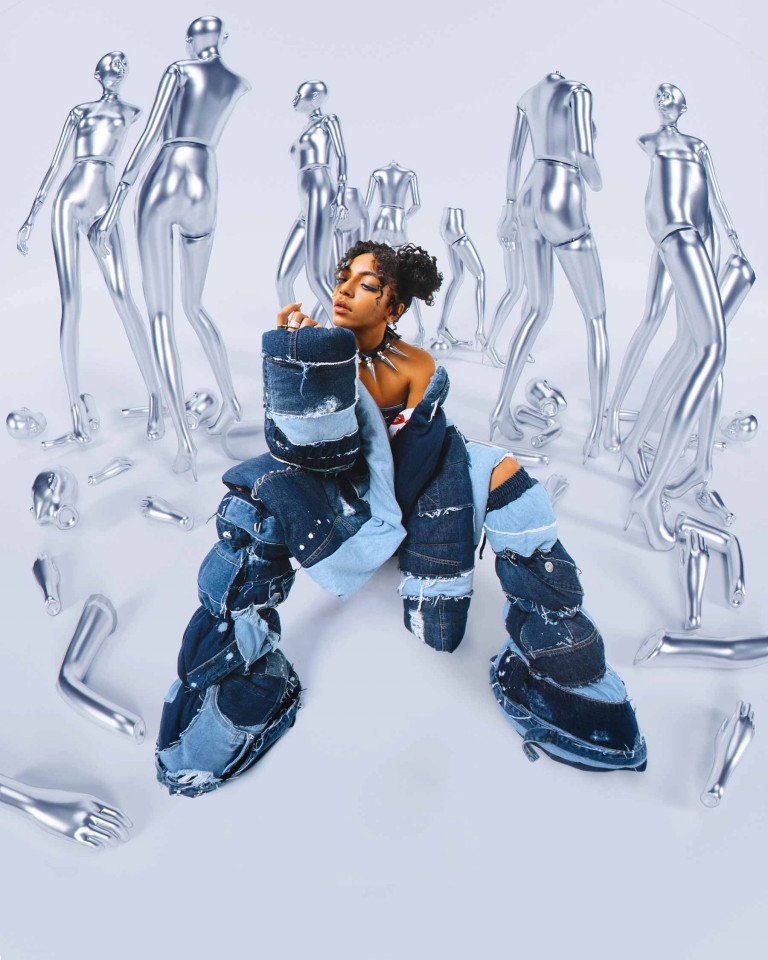 hourlyany's tweet photo. Any Gabrielly × Bazaar https://t.co/ES7twvww0Z