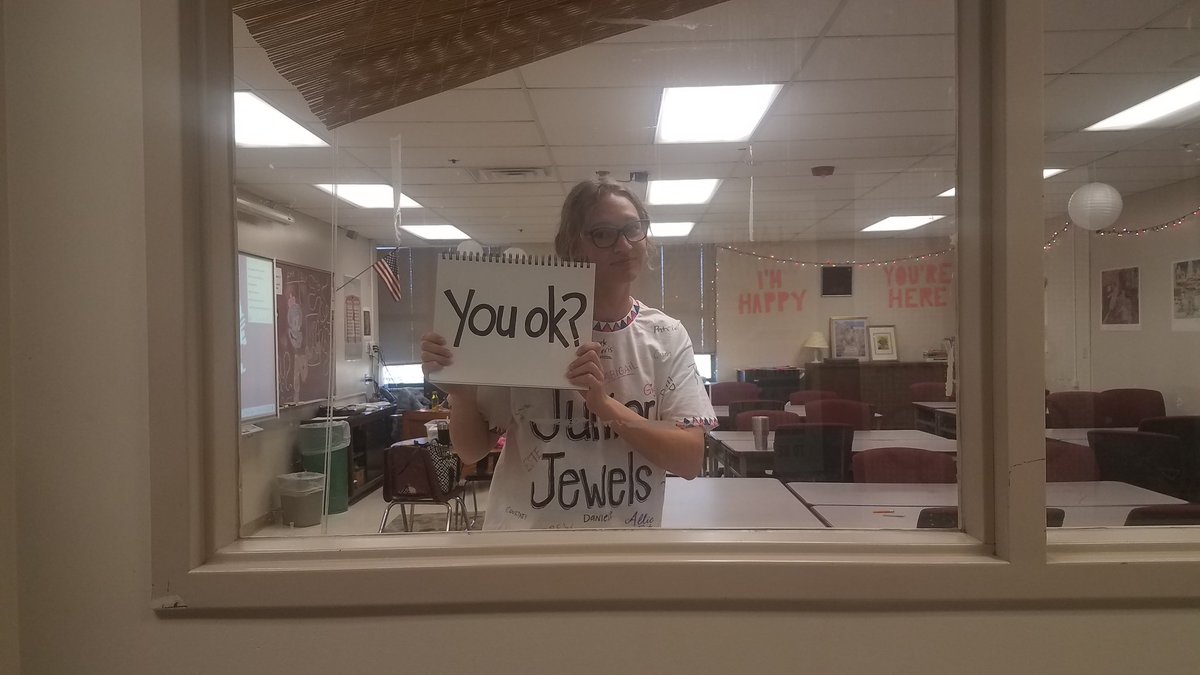 Fine Arts got spirit yes we do! Happy Homecoming, Lancer fam! Much love from Bob, H.E.R., Brittney, &amp; Taylor <a href="/LHS_ArtisaVerb/">Lauren Sakowski</a> <a href="/proudARTmomOD/">Meghan O'Donnell</a> #homecomingweek #connectedlancer