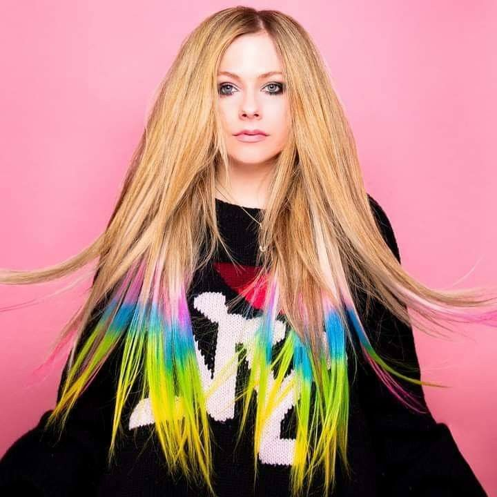  Happy Birthday Avril Lavigne   
