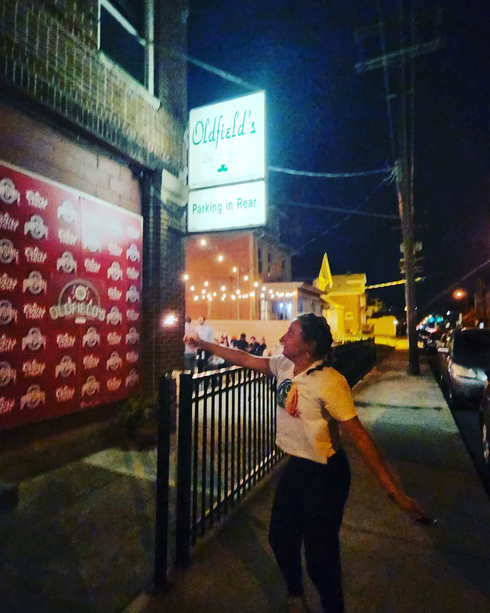 OldfieldsOSU's tweet photo. The evolution of #SocialMedialessSuzie finding sparklers on Saturday night.
Come see her for #BoozyBingo tonight at 8pm! $2 boozes.
#GetChitty https://t.co/fe2PcRoC0d
