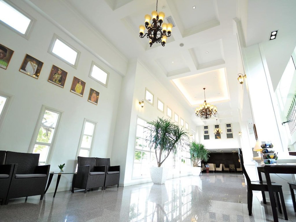 staycationig's tweet photo. 📍 The Sterling Boutique Hotel

Salah satu butik hotel dekat Melaka yang mampu milik dan nicer gilee. Ada tempat parking  wifi. The Sterling lokasi di Pusat Bandar dan dekat dengan tempat makan yang menarik. Boleh Korang ke Jonker Street Night Market. Rate hanya dari RM143/night. https://t.co/Tg88XZiNoU
