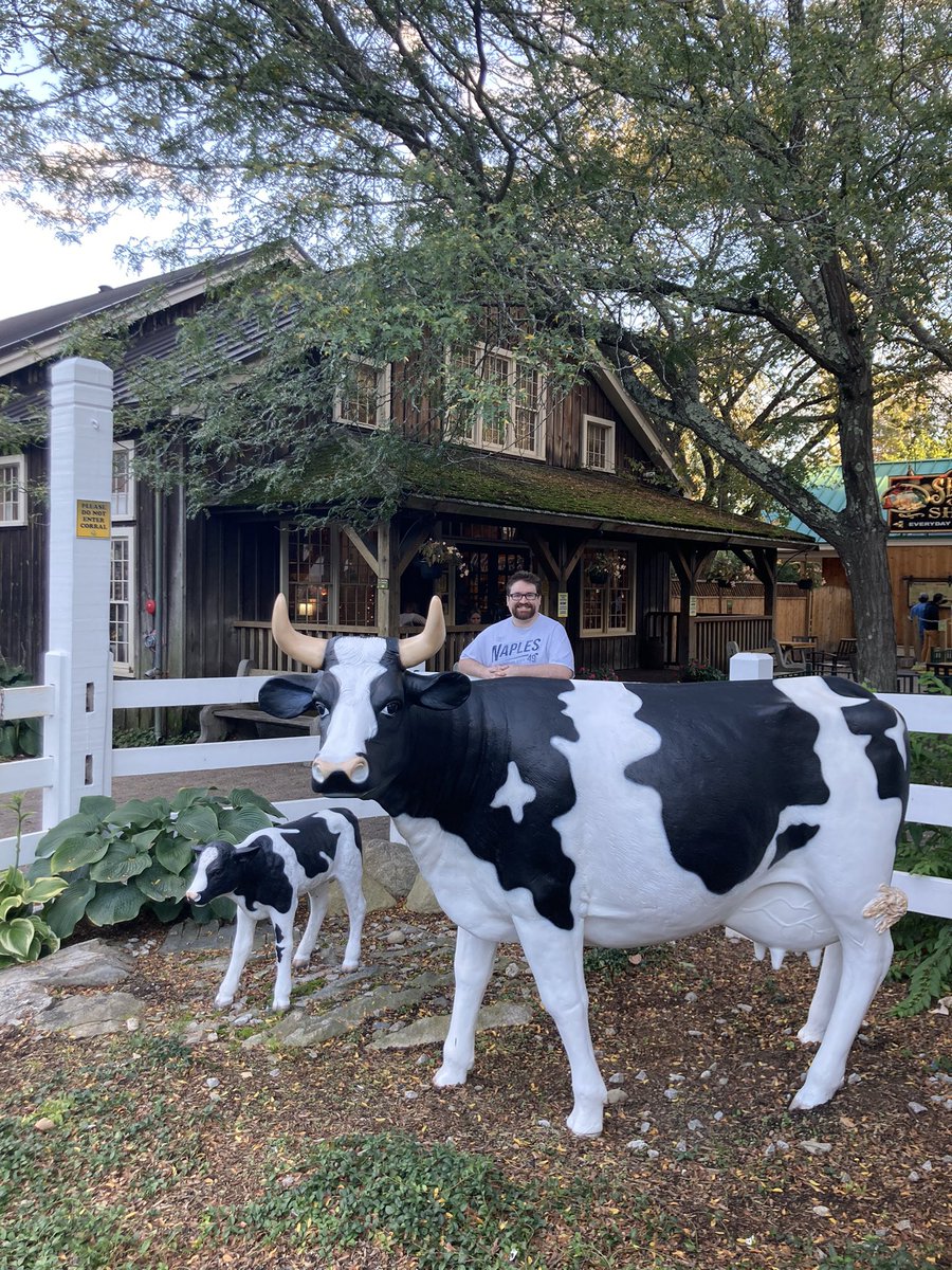 MichaelDaGaymer's tweet photo. More pics ๐ธ๐ฑ๐ #Arcade #Gamer #Gaymer #IceCream #VideoGames #Gay #GayGuy #LGBTQIA #LGBT #GayNerd #GayGeek #Nerd #Geek #GaymerGeek #GaymerNerd #Gae #FunDay #DayOut #KimbleFarm #GayLife #GayPride #Queer #Pride #GayMan #LoveIsLove #GayHot #GaySelfie https://t.co/dXNKWsRjY7