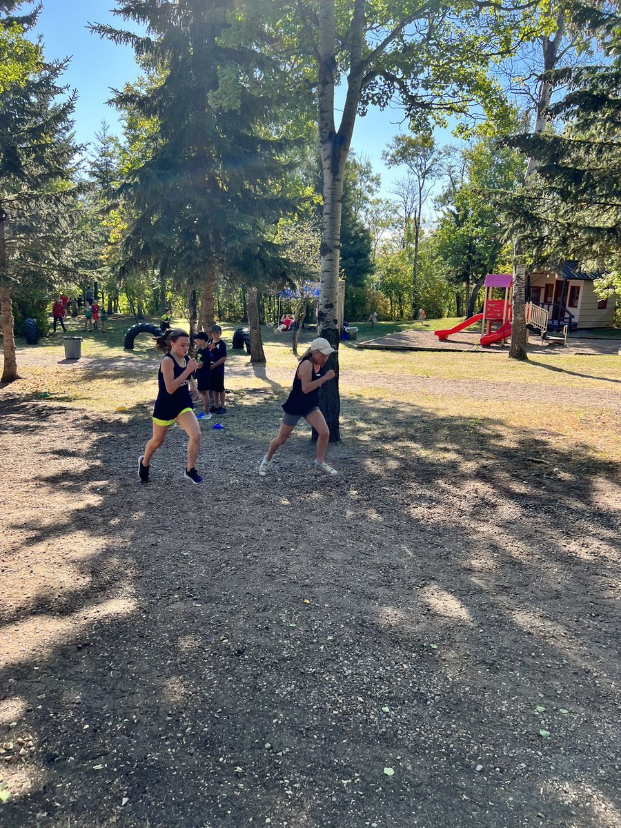 A great day at the Wolf Creek Cross Country meet with these athletes who represented <a href="/Crestomere/">Crestomere School</a> like champs.  Pretty cool I got to put on my dad hat as well and watch my daughter run for <a href="/Lacombejrhigh/">Lacombe Junior High</a> #cougarathletics #principaldays