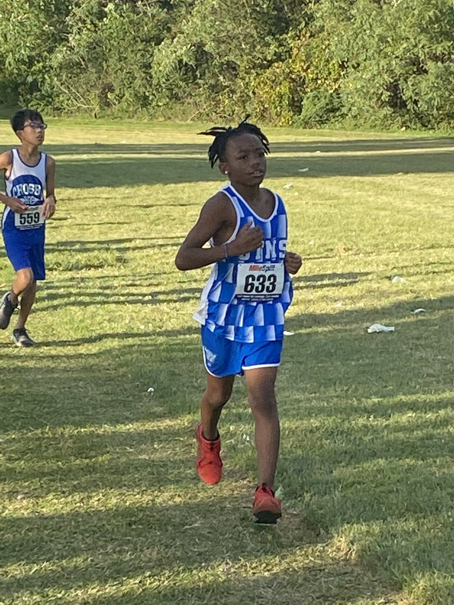 ShepatShawnee's tweet photo. Let’s go Cross Country!!! 🏃🏾‍♂️🏃🏽‍♀️💙💪🏼 @Johnson_Jaguars @MrCathey21 #ExpectExcellence #ROARJAGSROAR https://t.co/fVFG5Jc2jn