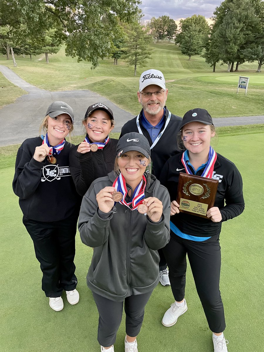 cecil_hncecil's tweet image. State round 1 TEAM CHAMPS!!!! Advancing to final round next week in Bowling Green. Huge congrats to Bella Brooks for taking individual medalist honors 🙌@LexCathSports