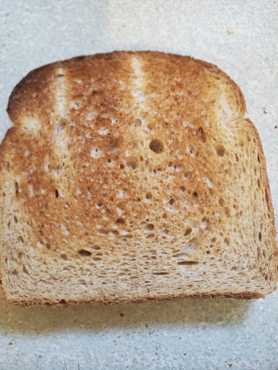 adamb_nl's tweet photo. need a new toaster

this is two sides of the same slice, medium setting https://t.co/ytCdxfFMAA