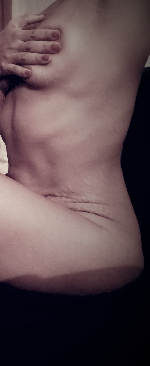 Luchiaka24's tweet photo. Foto del perfil de leiyaesencia
leiyaesencia
👉🏾https://t.co/Vs7ENr3zWP
Buenas Noches😘😘

#desnudos#mujeres#sensualidad#erotico#unicas#mujeres#libertad https://t.co/YAxK6SmtZ9
