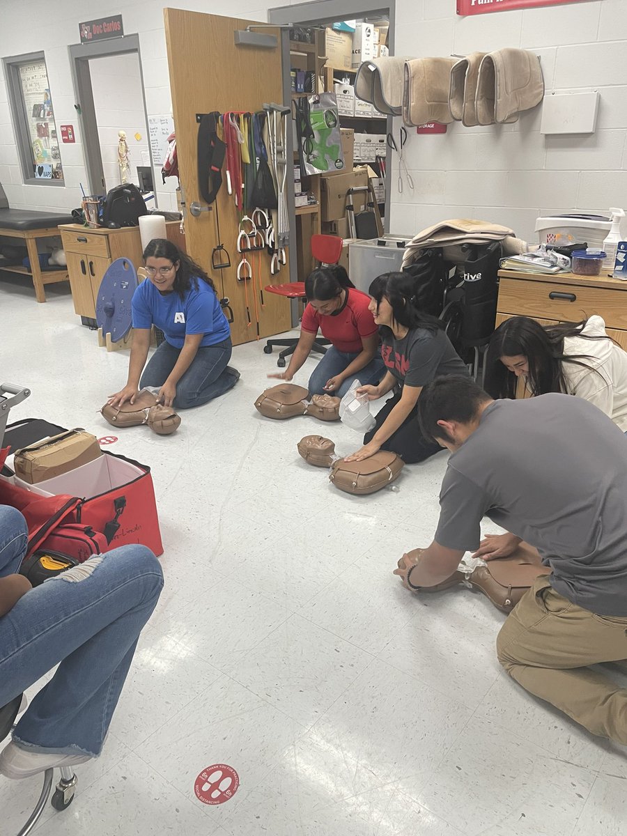 Football bye week, so we’re brushing up on our life saving skills!! #CPR #SavingLives