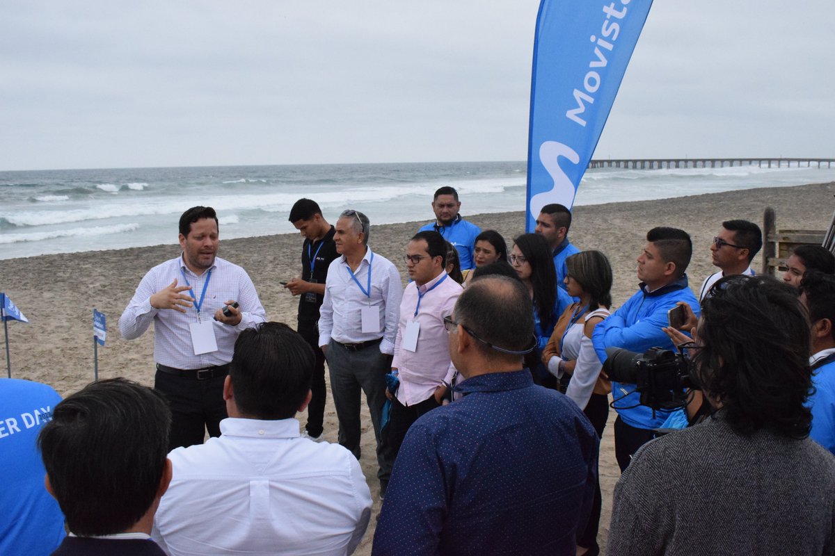 LuisBenatuilV's tweet photo. ¡Éxito total el #CarrierDay2022 de #MovistarEmpresas!

Los ISP, carriers y cableoperadores descubrieron las soluciones de conectividad en Ecuador y conocieron el funcionamiento de los cables submarinos SAm-1 y Mistral

👇Detalles
https://t.co/KCbZxfCHLq

#AliadoDigitalDelEcuador https://t.co/EHaea57x6f