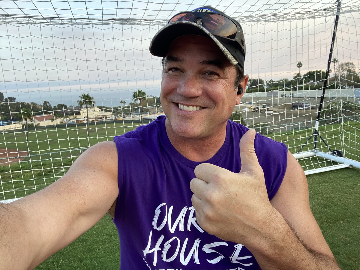 Dean Cain tweet media