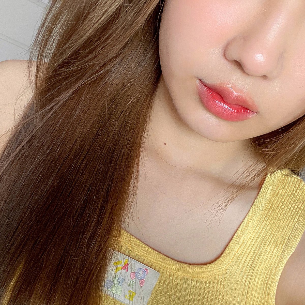 Hamkdy_'s tweet photo. ทิ้น oriental princess ที่หนึ่งในใจ ยังไม่เจอแบรนด์ไหนสีสวยขนาดนี้ เนื้อน้ำ เกลี่ยง่าย สีโคตรสวยยยยย แต่ต้องสี 09 เท่านั้น ทาแก้มแล้วอยู่ทั้งวัน🥹💘 แต่เกลียดแพคเกจกับขวดแก้วมาก ล่าสุดเพิ่งทำหกไป https://t.co/M9YUhYgiiA