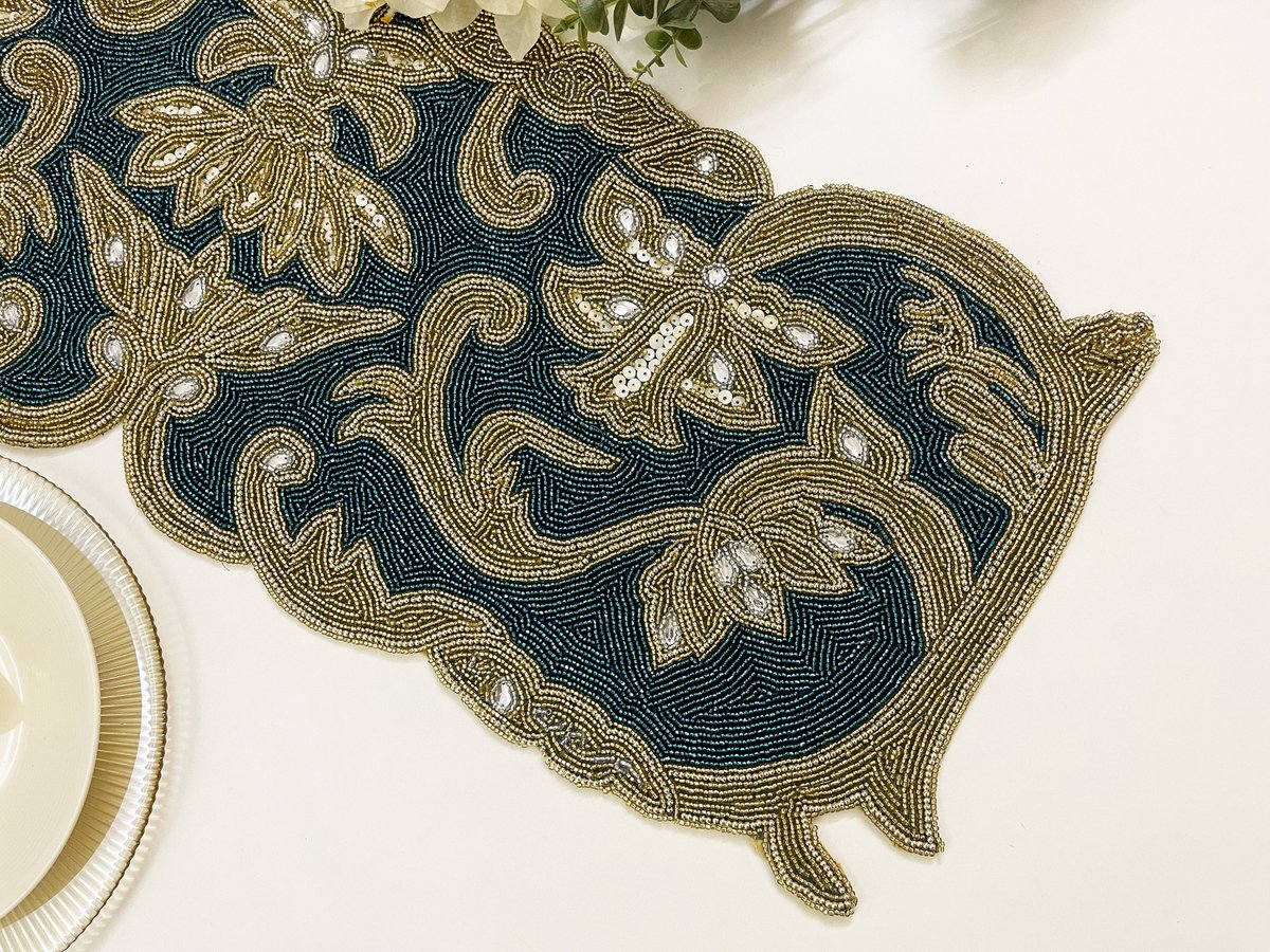 Enliven_store's tweet photo. Handmade table runner, bead runner, 13x36inch, Dark Firozi and gold https://t.co/6sfvfVCNAI
 #DiningTableRunner #ContemporaryDesign https://t.co/7yAvv2sZiF