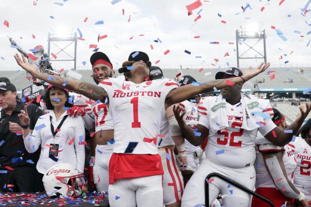MalikBlocton's tweet photo. AGTG ✞  
Blessed to receive an Offer to The University of Houston❤️ https://t.co/ZHfyYUrWPU