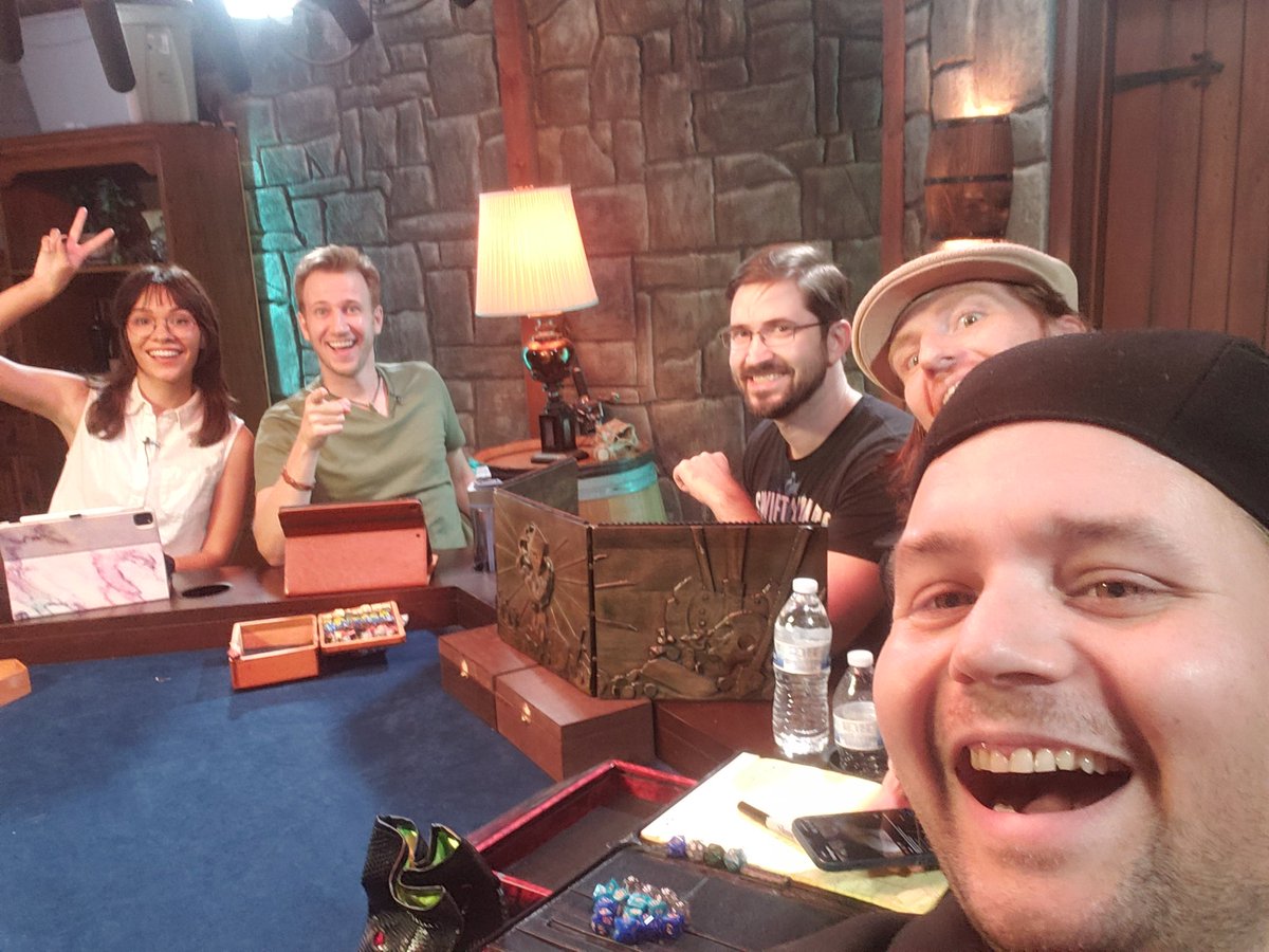 azerold1's tweet photo. Guys its season finale time!
Join me @chewbear20 @nondracek @astylepixie and GM @EvilJimjam over on https://t.co/Qgg668VLjn
#pathfinder #dice #dicefun https://t.co/tqq6GMZQNr