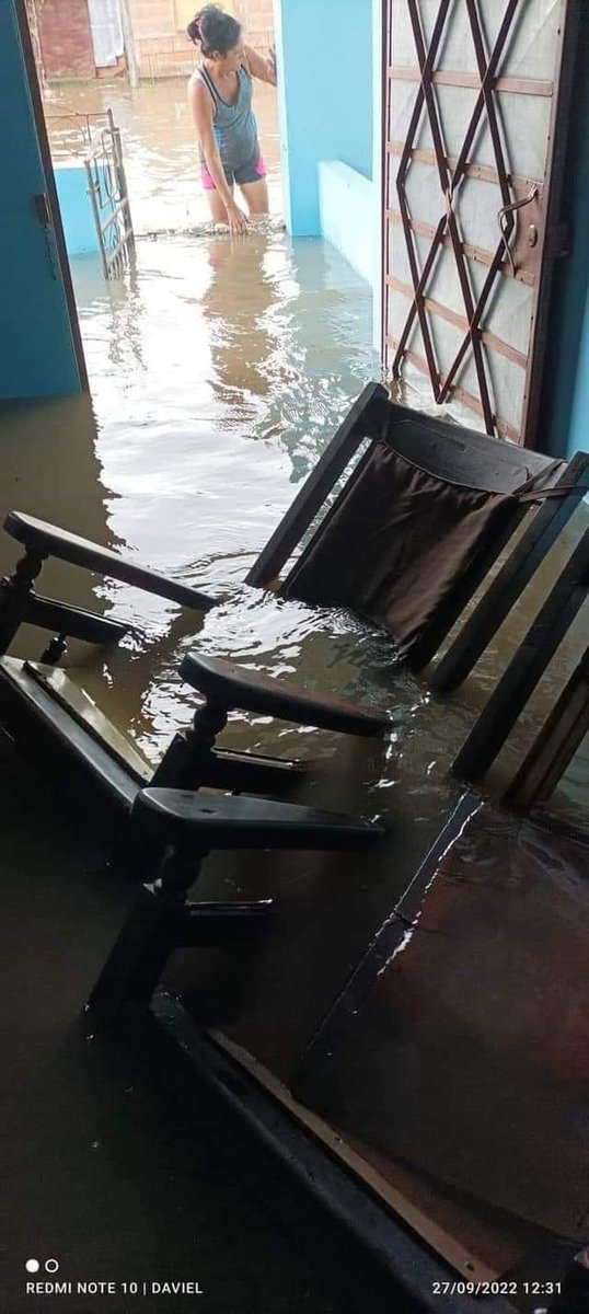 IlenSM's tweet photo. Tristes imágenes,mucha fuerza para todos los pinareños,#FuerzaPinarDelRio https://t.co/qY8mokdHlK