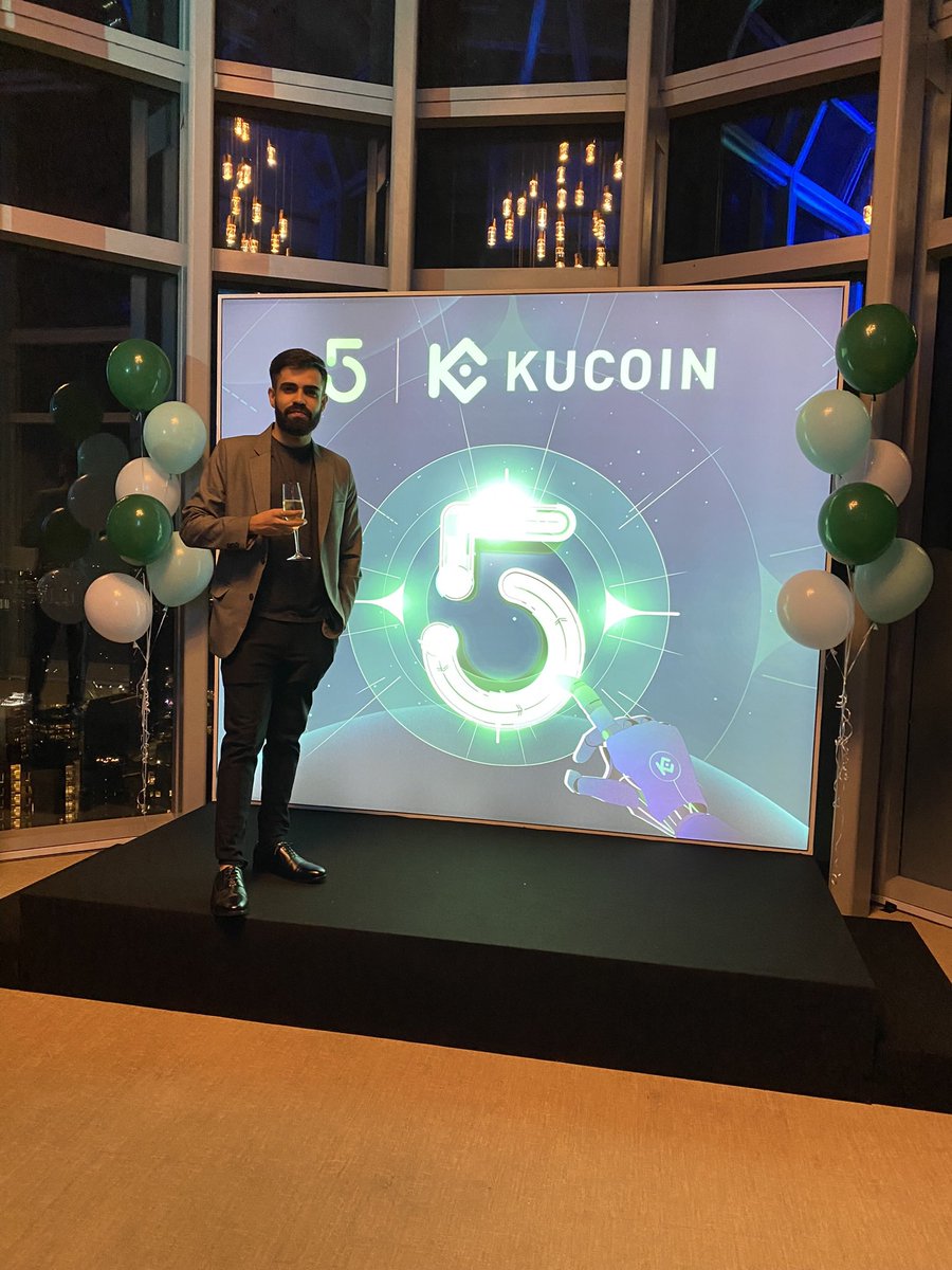 Thanks <a href="/kucoincom/">KuCoin</a> for inviting us!Sick party.

Heading to #Token2049 make sure to come and say hi if you see me!

Mint day excitement is real <a href="/EktaChain/">EktaChain</a> @BerwinTanco 💯